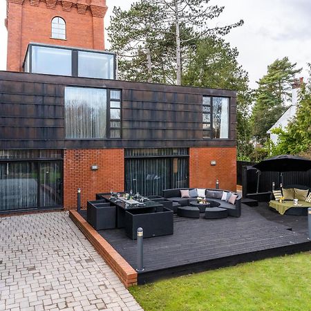 Luxury Water Tower I Roof Bar I Cinema Villa Cardiff Eksteriør bilde